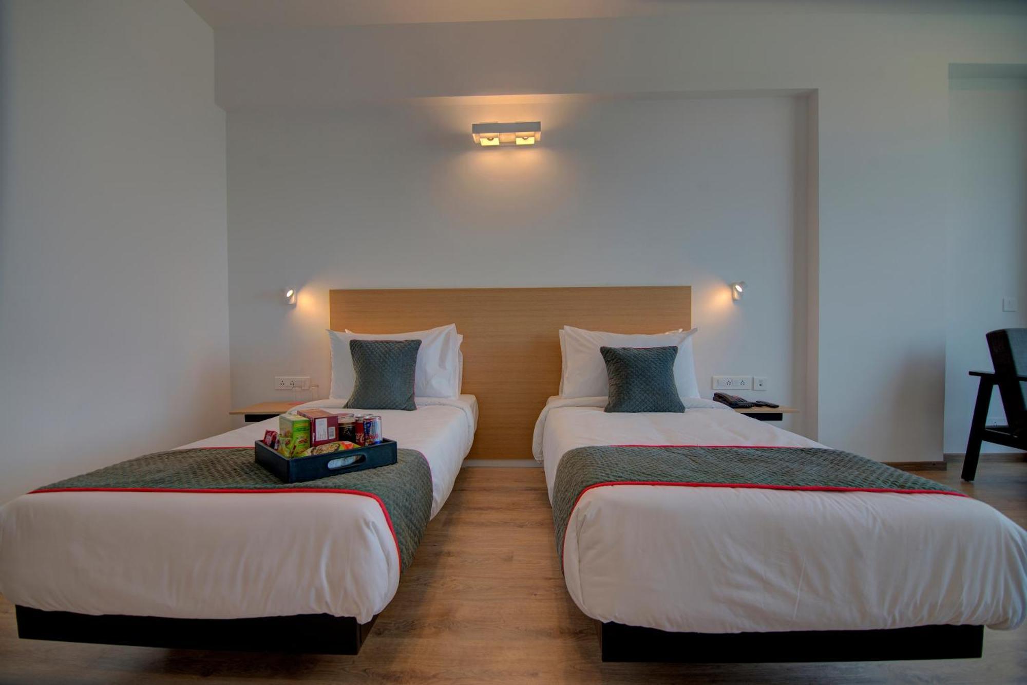 De Pacific Near Delhi Airport 4* New Delhi
